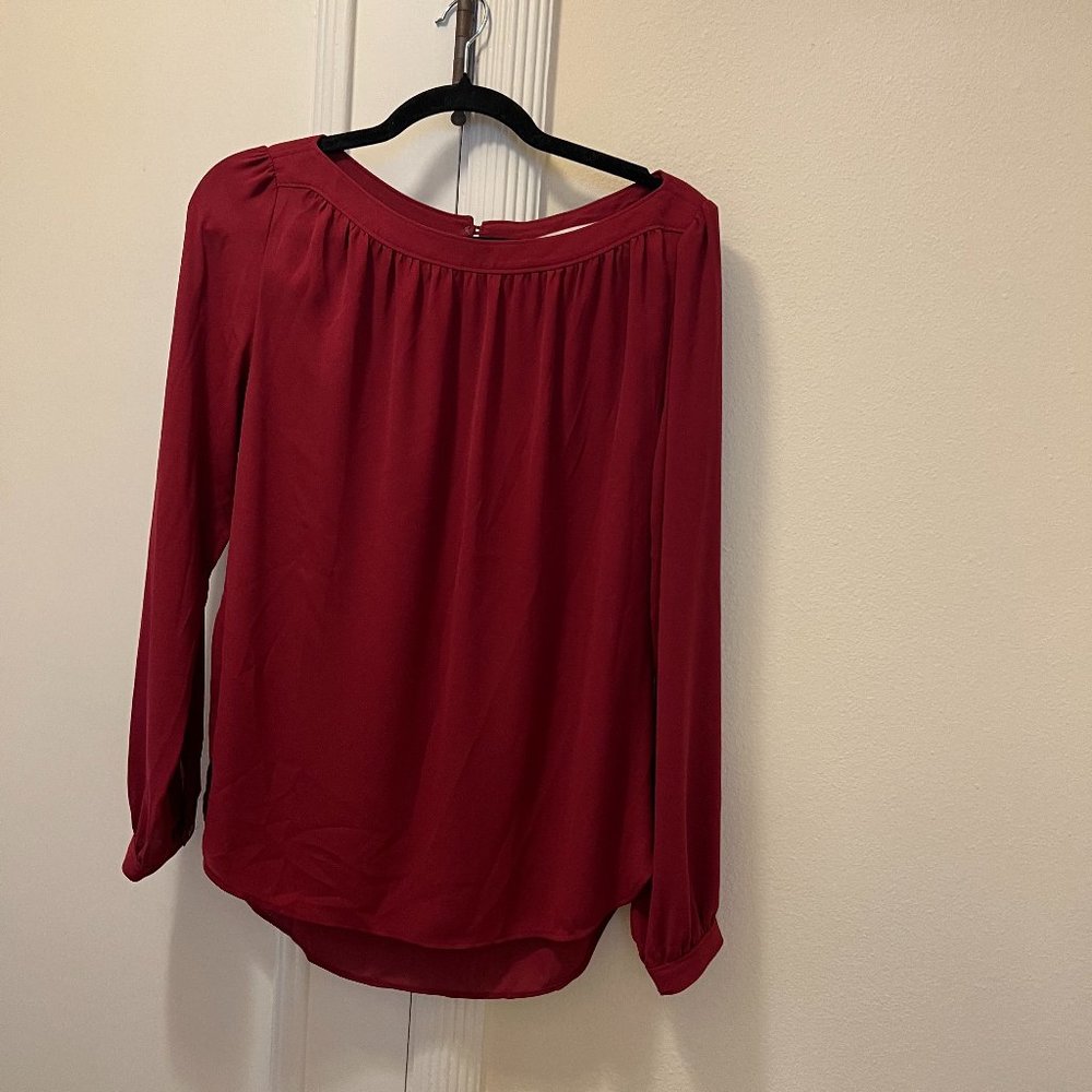 Scoop neck business casual top